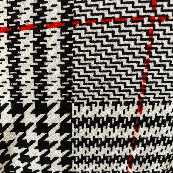 Violet b. Dress - Picture 7 of 11